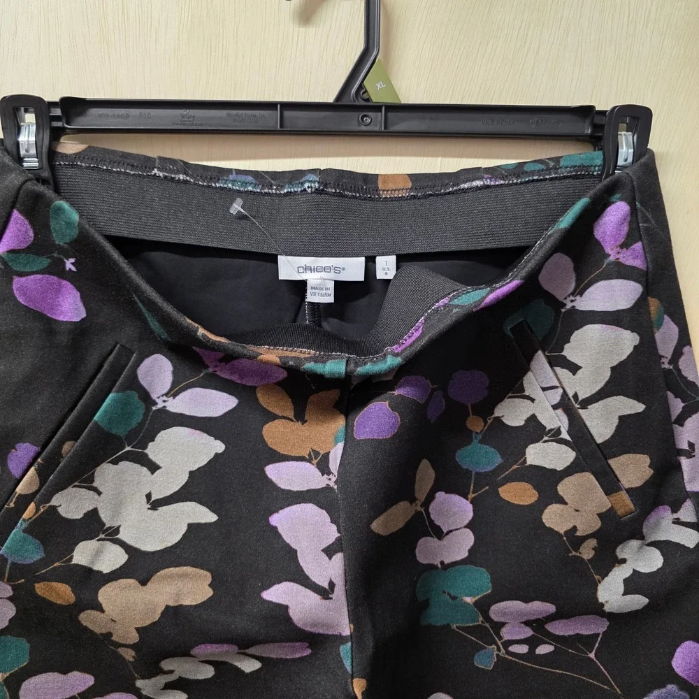 Chicos Brigit Slim Ankle Pants Womens 1 US 8‎ Black Purple Botanical Leaf Print